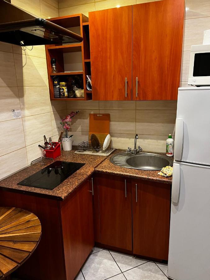 スタラホビツェ Stajnia Pod Debem Bed & Breakfast エクステリア 写真