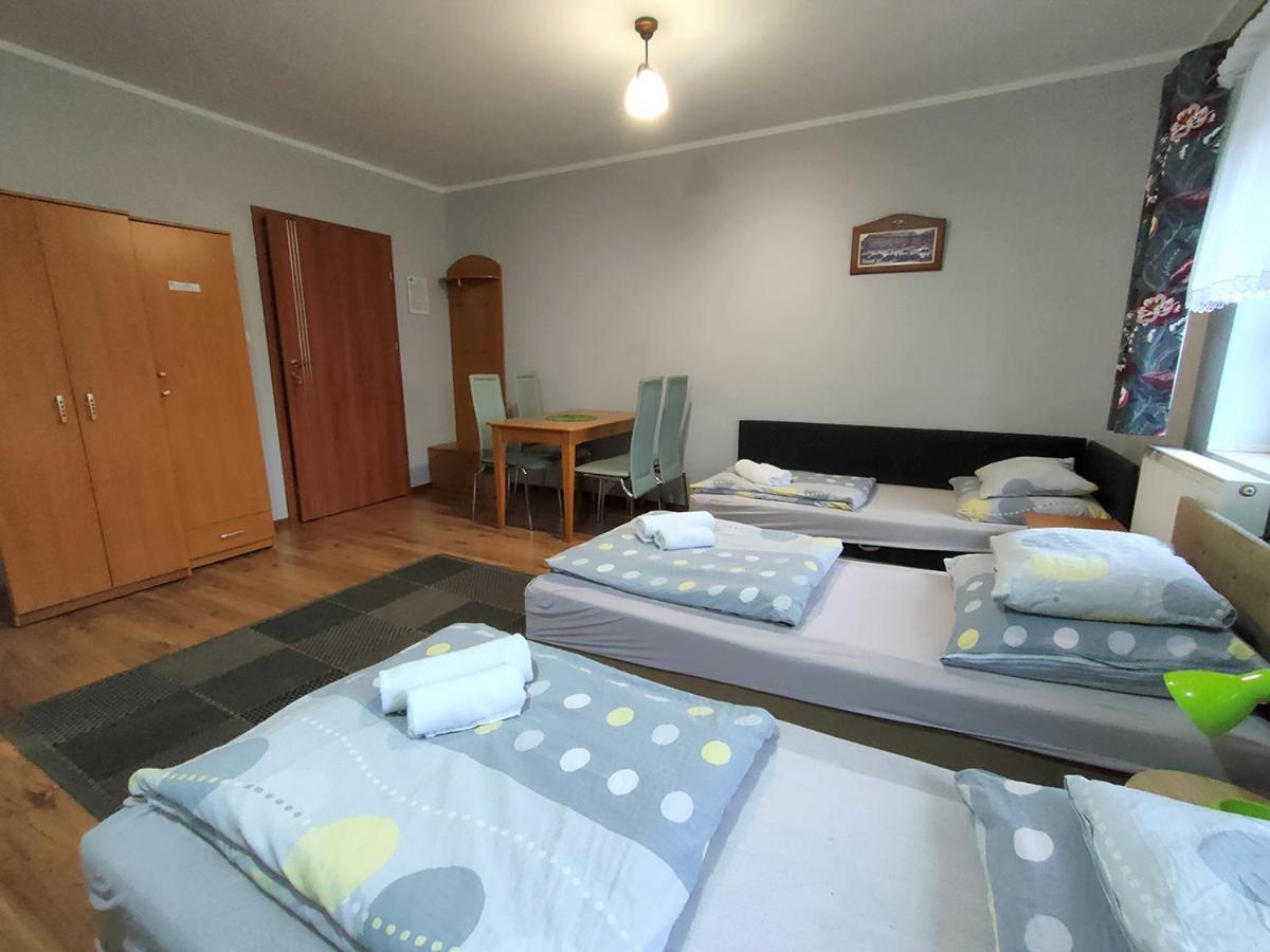 スタラホビツェ Stajnia Pod Debem Bed & Breakfast エクステリア 写真
